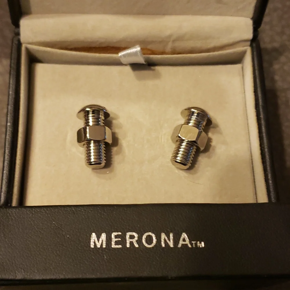 Cuff links - Picture 1 of 1
